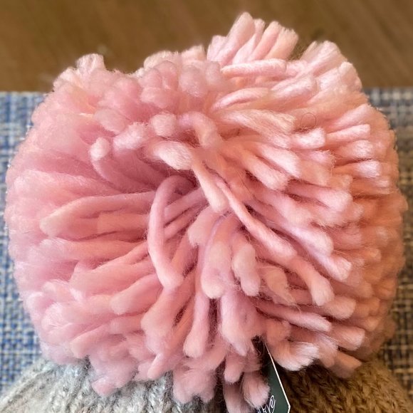 Wild Fable (Target) Pom Pom Knit Winter Hat, NWT - Picture 2 of 8